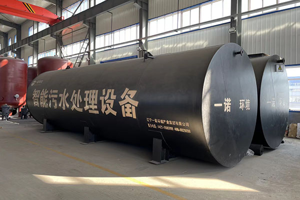 一體化污水處理設(shè)備在選擇風(fēng)機時要注意些什么？